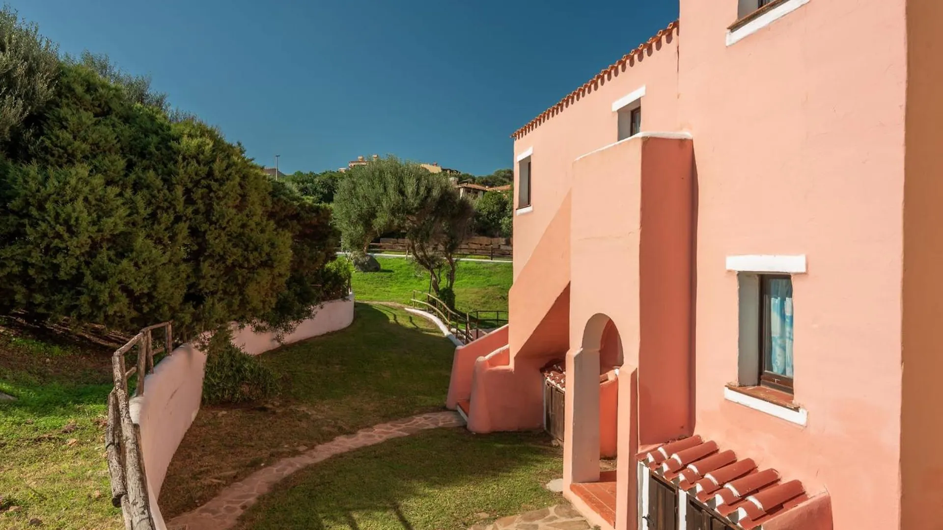 Charming Small Villa Shared Pool Sleeps V4In Punta de su Torrione 0*,  Italien